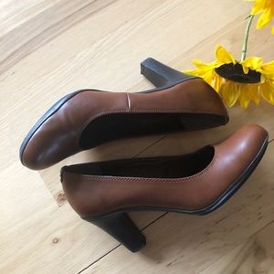 Mootsies Tootsies Round Toe Pumps Size 6.5